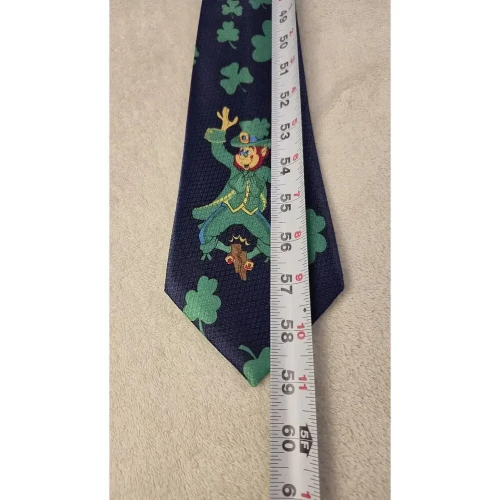 Dino Romano Mens Green St Patricks Day Party Necktie Irish Leprechaun 59x4 Inch